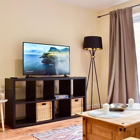 Stylish And Homely 4 Bedroom Home In East Londres Exterior foto