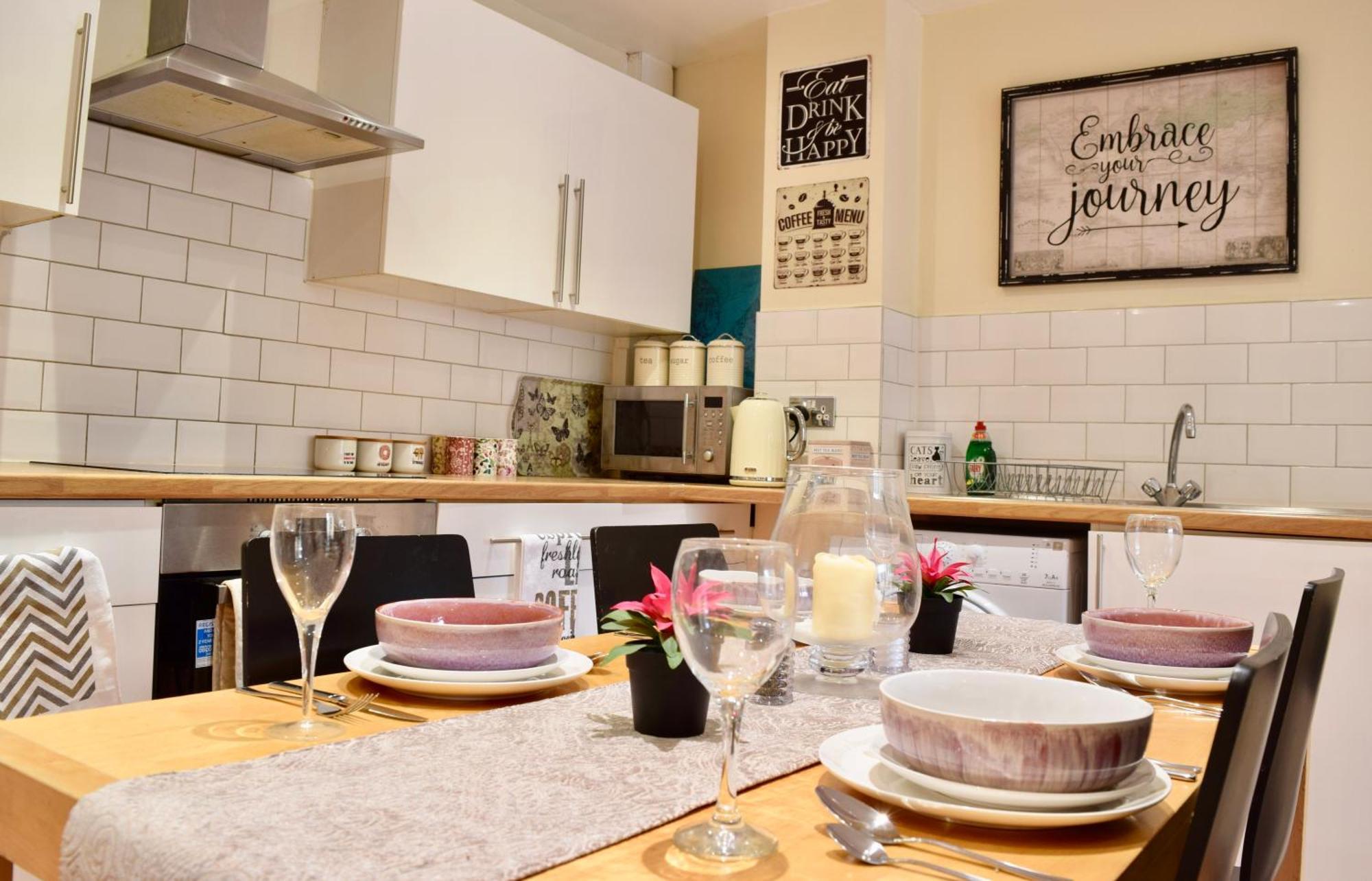 Stylish And Homely 4 Bedroom Home In East Londres Exterior foto