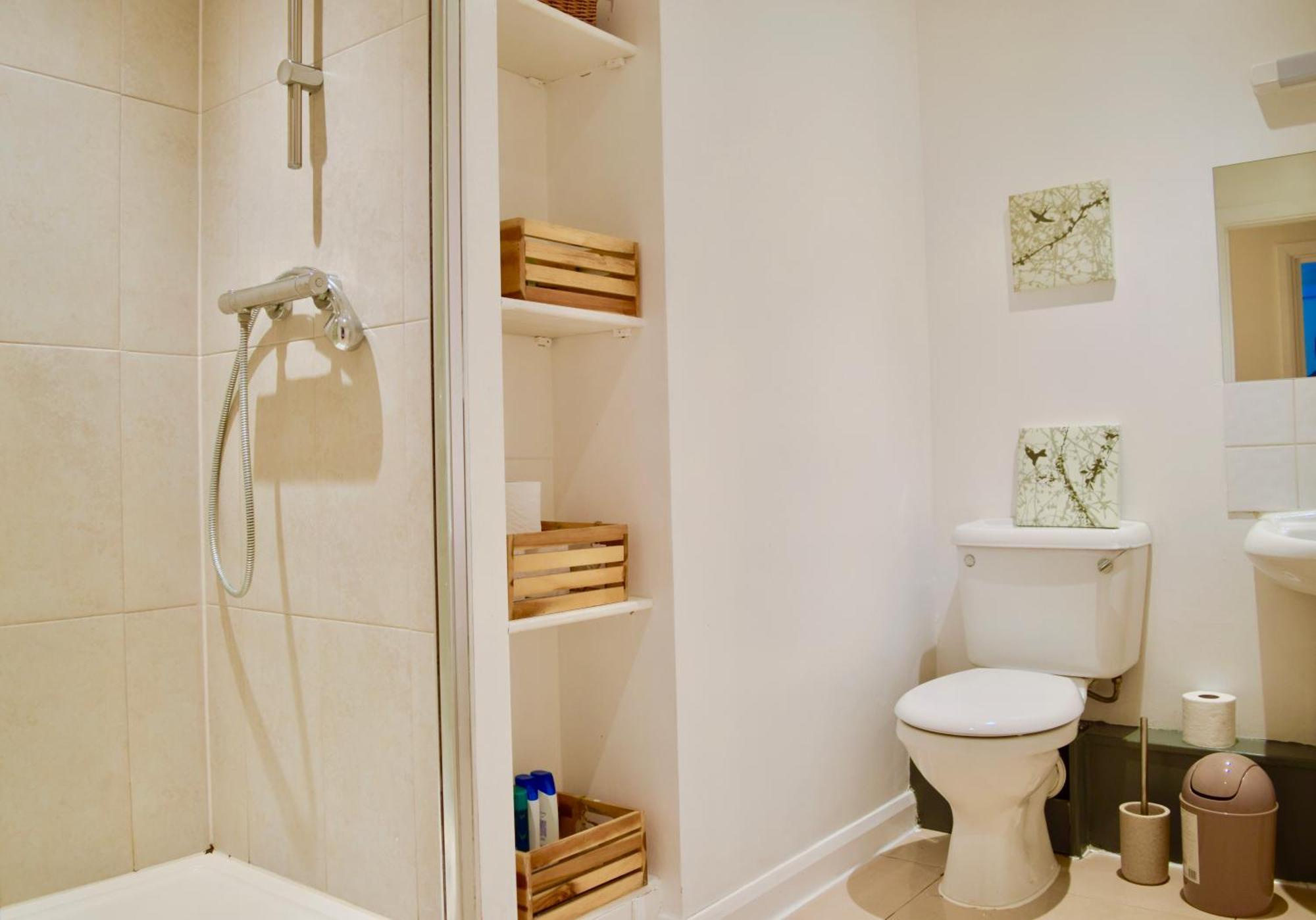 Stylish And Homely 4 Bedroom Home In East Londres Exterior foto