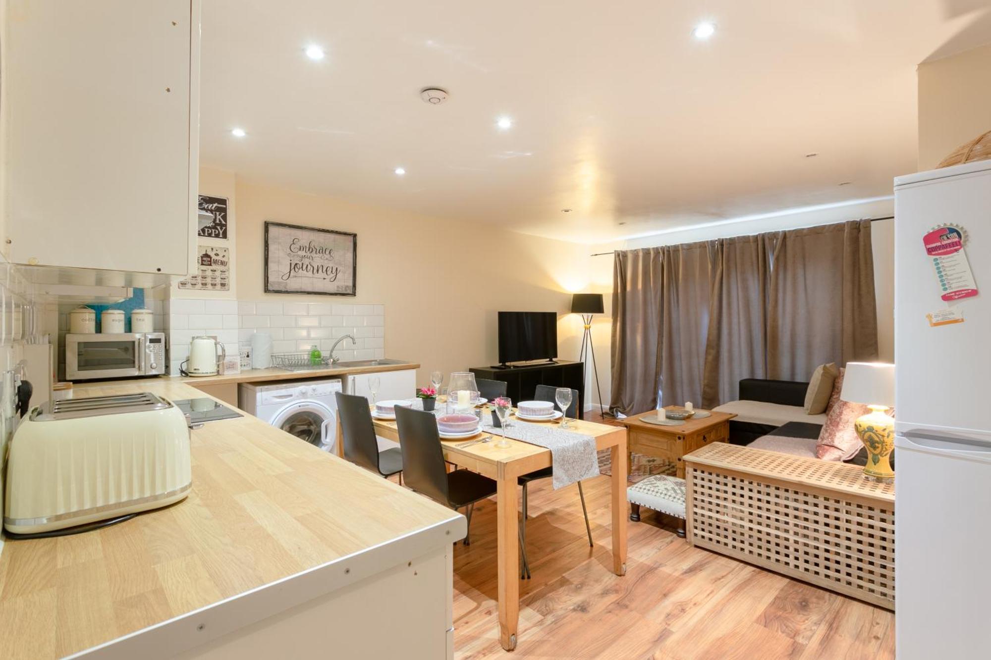 Stylish And Homely 4 Bedroom Home In East Londres Exterior foto